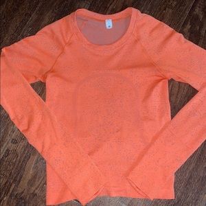 Lululemon, Size 2, Cropped Swifty tech